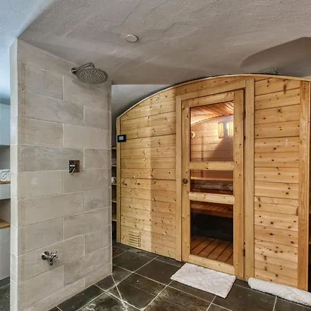 Le Marti * Σαμονί